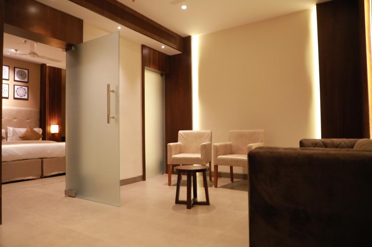 Magnet Hotel كانور المظهر الخارجي الصورة