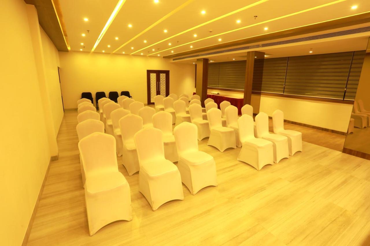 Magnet Hotel كانور المظهر الخارجي الصورة