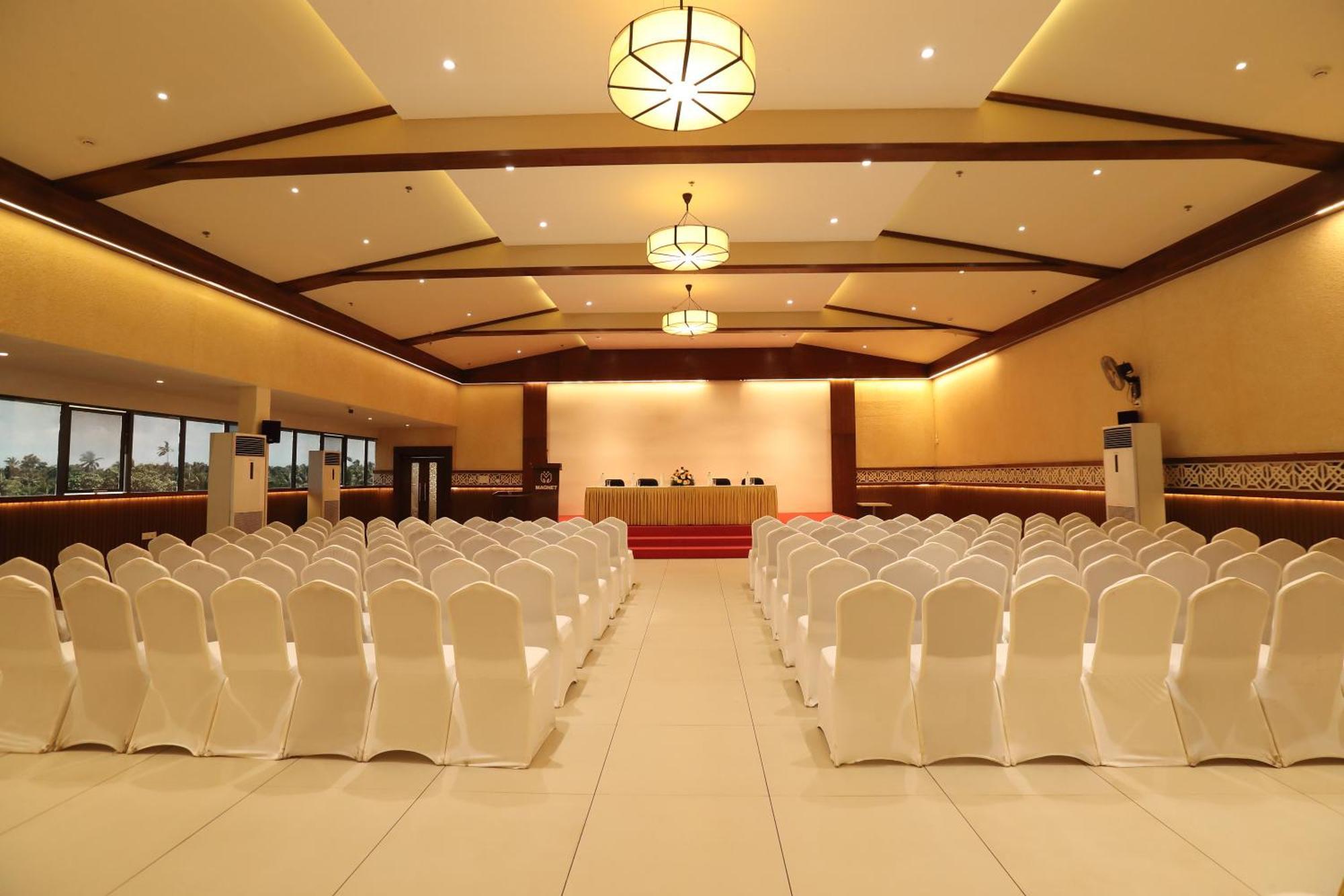 Magnet Hotel كانور المظهر الخارجي الصورة